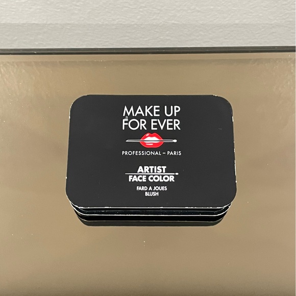 B302 Make Up For Ever Blush Mini Peach Pink Shimmer 1.3g / .04oz - Picture 2 of 5